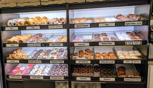 Donut Shop «The Donut Inn», reviews and photos, 1427 Military Cutoff Rd, Wilmington, NC 28403, USA