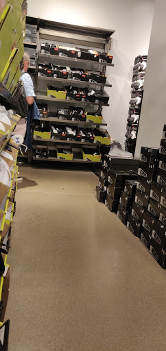 Clothing Store «Under Armour Factory House», reviews and photos, 471 Opry Mills Dr #471, Nashville, TN 37214, USA