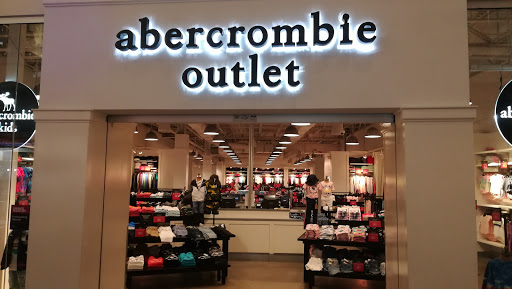 Abercrombie & Fitch, 651 Kapkowski Rd, Elizabeth, NJ 07201, USA, 