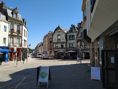 Vêtements marins Mousqueton Auray à Auray