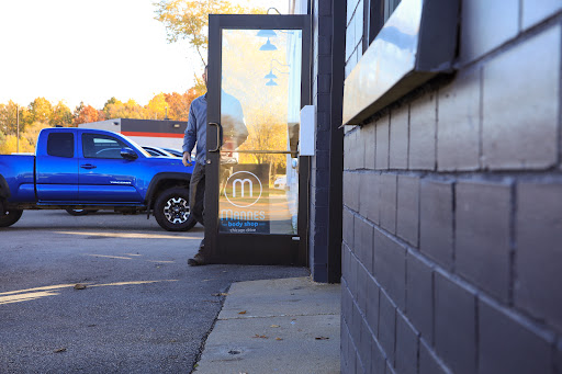 Auto Body Shop «Mannes Body Shop», reviews and photos, 500 Chicago Dr, Holland, MI 49423, USA