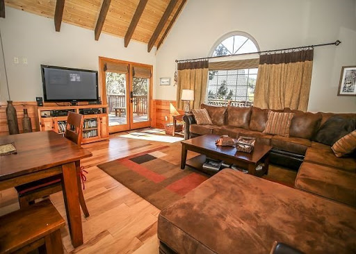 Big Bear Lakefront Cabins & Best Mountain Vacation Rentals image