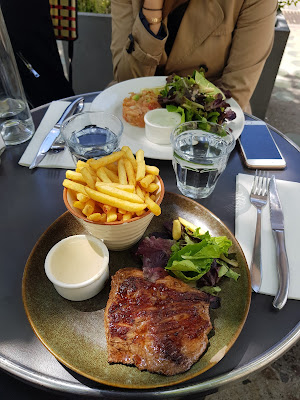 Petit Bistrot d'Auteuil à Paris