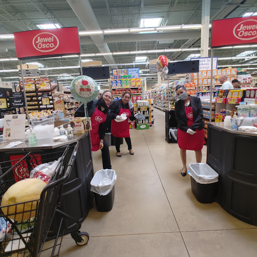 Grocery Store «Jewel-Osco», reviews and photos, 125 E Stearns Rd, Bartlett, IL 60103, USA