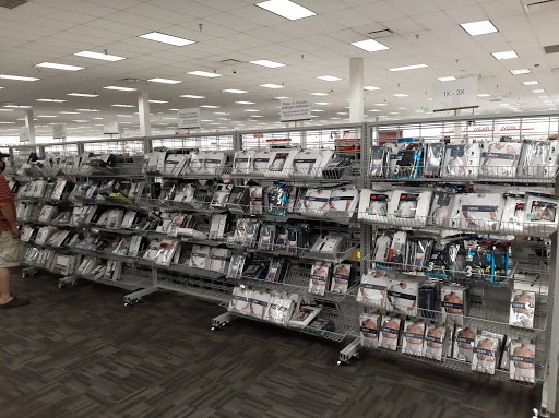 Clothing Store «Burlington Coat Factory», reviews and photos, 1200 S Abilene St, Aurora, CO 80012, USA