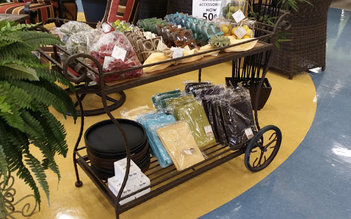 Furniture Store «The Great Escape», reviews and photos, 4831 Whipple Ave NW, Canton, OH 44718, USA