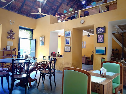 Teapot Café - Peter Celli St, Fort Nagar, Fort Kochi, Kochi, Kerala 682001, India