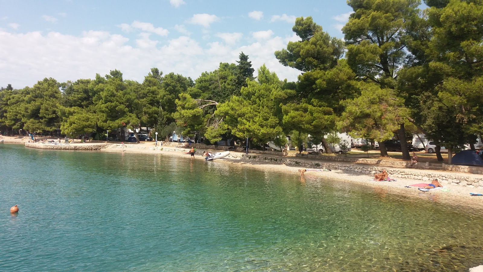 Zdjęcie Sibuljina beach z powierzchnią kamienie