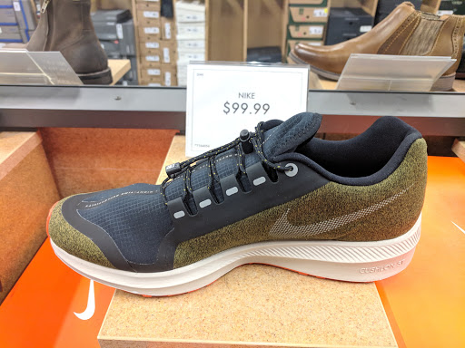 Shoe Store «DSW Designer Shoe Warehouse», reviews and photos, 3704 W Dublin Granville Rd, Columbus, OH 43235, USA