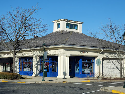 The Shops at Somerset Square, 140 Glastonbury Blvd, Glastonbury, CT 06033, USA, 