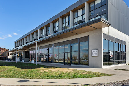 Artisan Aesthetic Clinics Gungahlin Unit 41/68 Dalkin Cres, Gungahlin ACT 2913, Australia