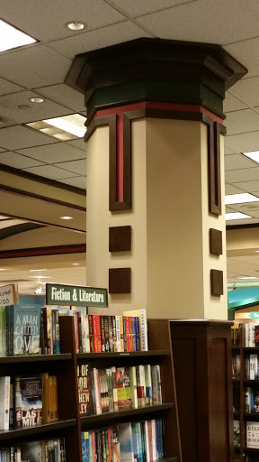 Book Store «Barnes & Noble», reviews and photos, 710 County Hwy 10, Blaine, MN 55434, USA