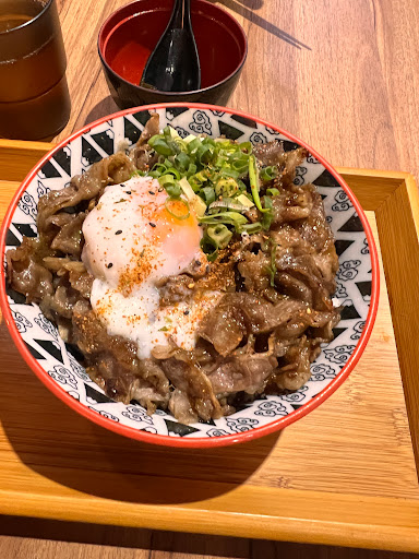 食勝丼屋 燒肉丼 的照片