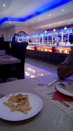 Photo n°55 de WOK 185 à Gravigny ()