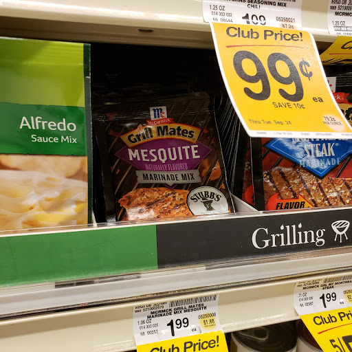 Grocery Store «Safeway», reviews and photos, 2836 Pacific Ave, Forest Grove, OR 97116, USA