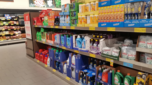 Supermarket «ALDI», reviews and photos, 761 E Dundee Rd, Palatine, IL 60074, USA
