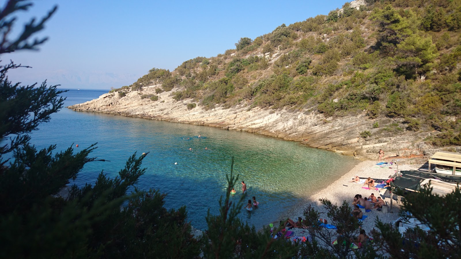 Foto di Zecja beach con micro baia