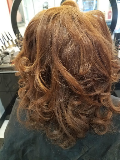 Beauty Salon «New Yorker Styling Salon», reviews and photos, 8813 Bridgeport Way SW # 305, Lakewood, WA 98499, USA