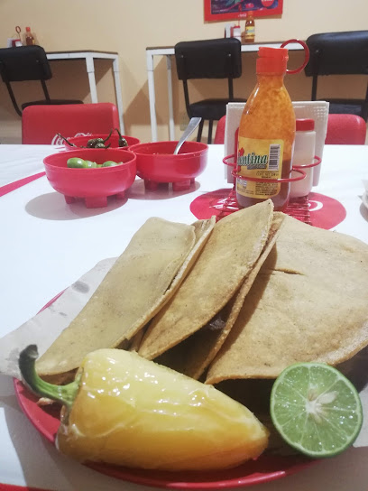 Tacos Envenenados La Encantada - Nueva Celaya 115, Zona A, 5 Señores, 98089 Zacatecas, Zac., Mexico