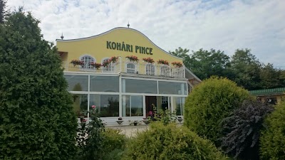Photos of Koh&aacute;ri Cellar and Guesthouse