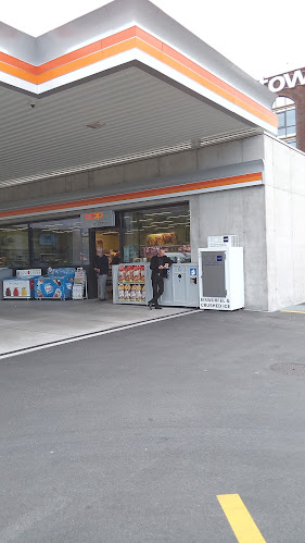 Kommentare und Rezensionen über Coop Pronto Shop mit Tankstelle Chur Spundisstrasse