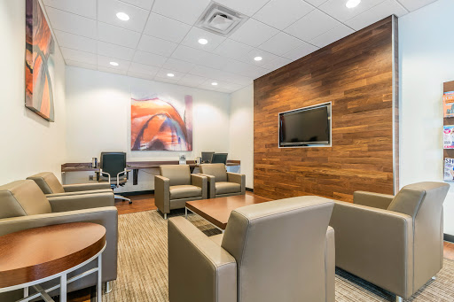 Car Dealer «Louisville INFINITI», reviews and photos, 8 Swope Autocenter Dr, Louisville, KY 40299, USA