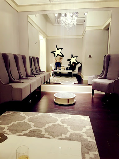 Bridal Shop «The White Dress Portland», reviews and photos, 918 SW Yamhill St, Portland, OR 97205, USA