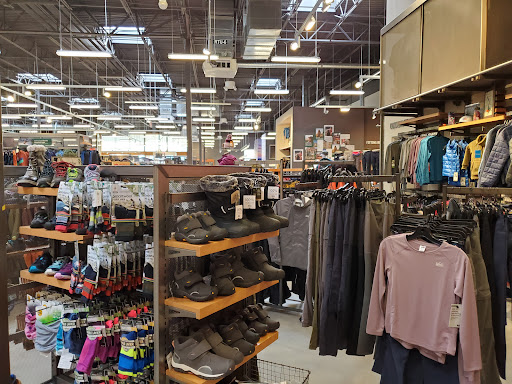 Camping Store «REI», reviews and photos, 7531 North Point Pkwy, Alpharetta, GA 30022, USA