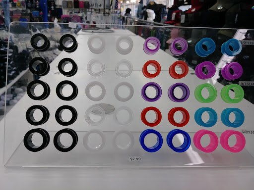 Clothing Store «Gen X Clothing», reviews and photos, 2090 Olympic St, Springfield, OR 97477, USA