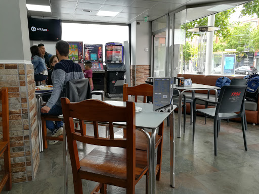 Información y opiniones sobre EL PABELLÓN de Granollers