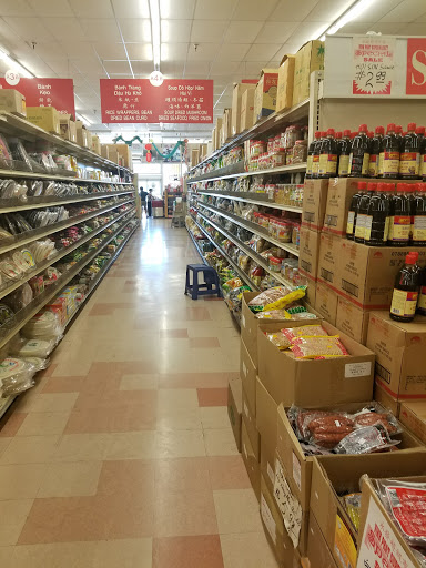 Asian Grocery Store «Vinh Phat Market», reviews and photos, 6105 Stockton Blvd, Sacramento, CA 95824, USA