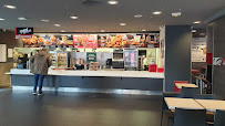 Atmosphère du Restaurant KFC Montigny à Montigny-lès-Cormeilles - n°18