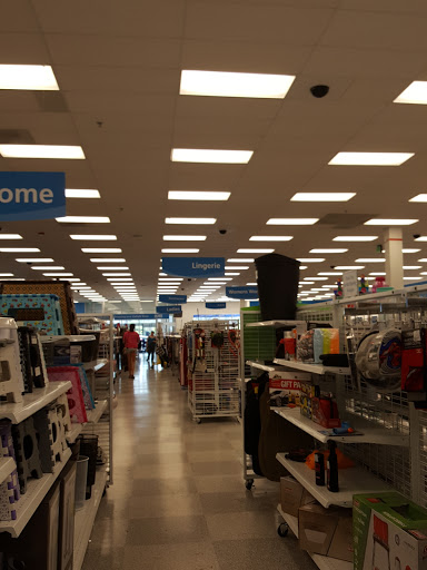 Clothing Store «Ross Dress for Less», reviews and photos, 2520 Sycamore Rd, DeKalb, IL 60115, USA