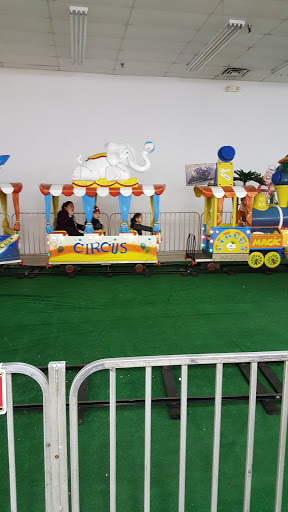 Shopping Mall «Sun-Vet Mall», reviews and photos, 5801 Sunrise Hwy, Holbrook, NY 11741, USA