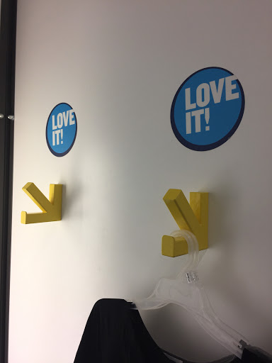 Clothing Store «Old Navy», reviews and photos, 634 Spectrum Center Dr, Irvine, CA 92618, USA