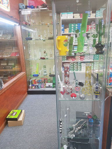 Tobacco Shop «Choice Plus Tobacco», reviews and photos, 31 W 63rd St # 31D, Westmont, IL 60559, USA