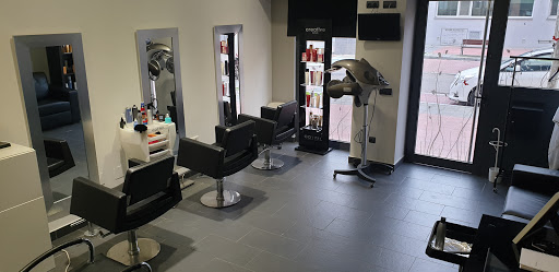 De Celis Peluquería y Beauty en Valladolid, Valladolid