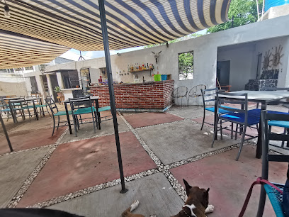 La Choza Restaurante-Bar - Carretera Federal 95 & Niños Heroes, Francisco Villa, 62790 Xochitepec, Mor., Mexico