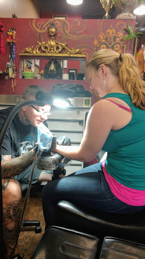 Tattoo Shop «Divinity Tattoo», reviews and photos, 2126 E Cactus Rd, Phoenix, AZ 85022, USA