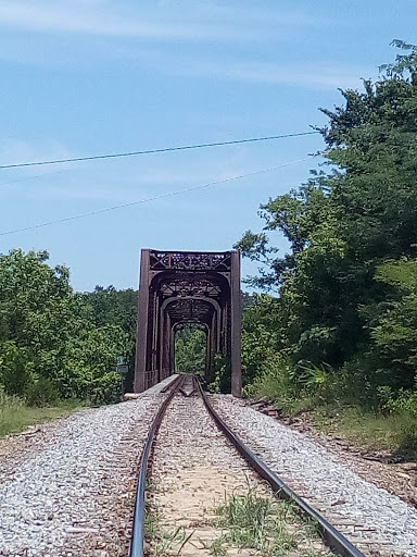 Live Music Venue «Jimmy Driftwood Music Barn», reviews and photos, 19775 AR-5, Mountain View, AR 72560, USA