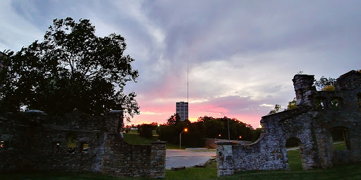 Performing Arts Theater «Just Off Broadway Theatre», reviews and photos, 3051 Penn Valley Dr, Kansas City, MO 64108, USA