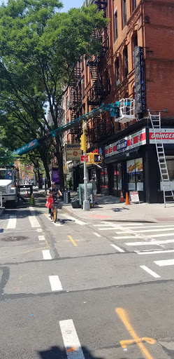Appliance Store «Gringer & Sons», reviews and photos, 29 1st Avenue, New York, NY 10003, USA