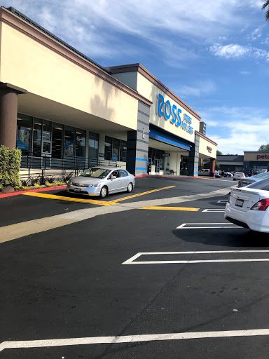 Clothing Store «Ross Dress for Less», reviews and photos, 940 N Western Ave, San Pedro, CA 90732, USA