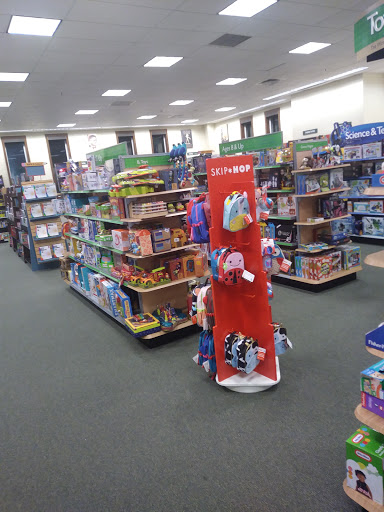 Book Store «Barnes & Noble», reviews and photos, 2051 N Federal Hwy, Fort Lauderdale, FL 33305, USA