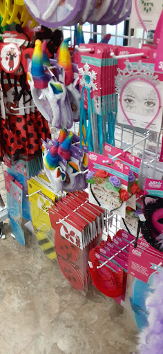 Dollar Store «Dollar Tree», reviews and photos, 100 Cranbrook Rd, Cockeysville, MD 21030, USA