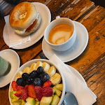 Photo n°1 de l'avis de Alyara. fait le 05/09/2023 à 05:37 sur le  What do you fancy love? à Berlin