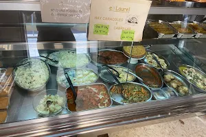 El Laurel, comida casera takeaway image