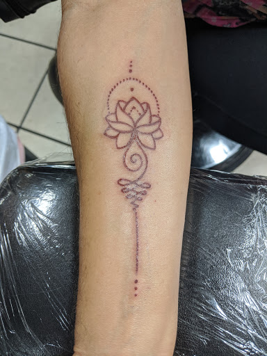 Tattoo Shop «Imperial Class Tattoo», reviews and photos, 1002 FL-436 #1004, Altamonte Springs, FL 32714, USA