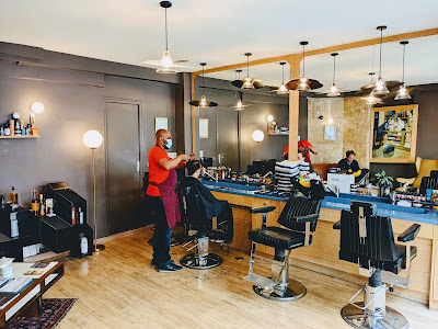 Les Maitres Barbiers Perruquiers - Barbier, Coiffeur Hommes à Paris