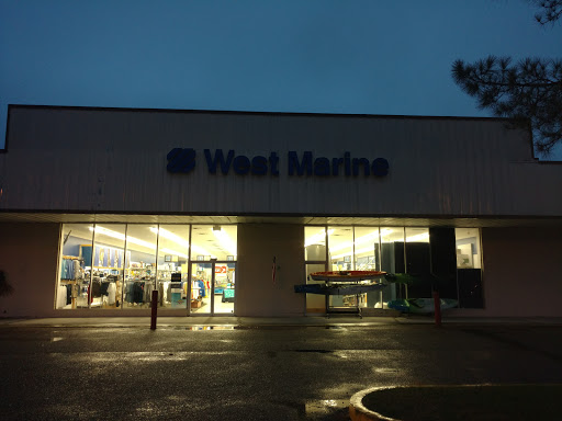 West Marine, 1803 N Causeway Blvd, Mandeville, LA 70471, USA, 